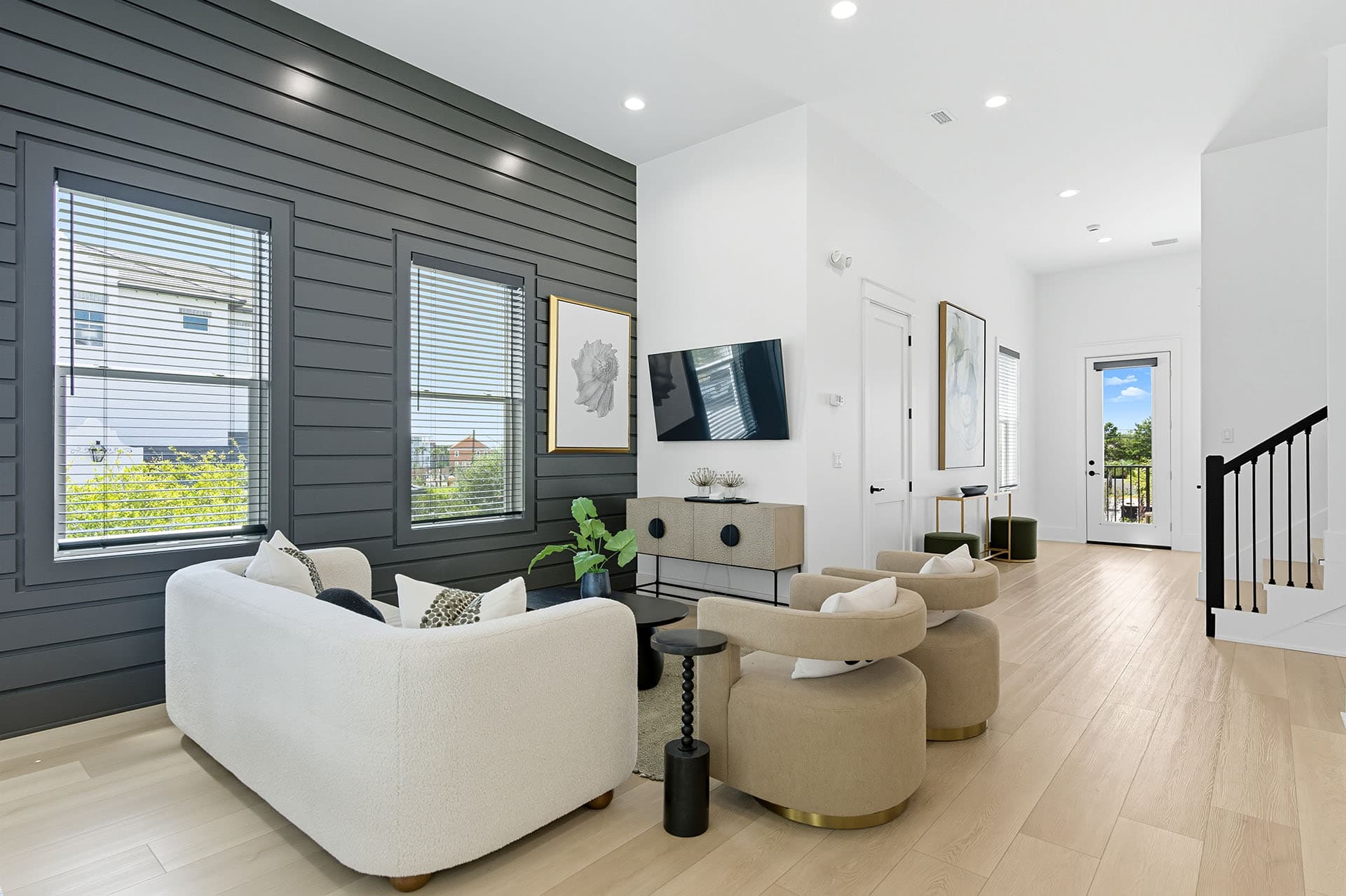 Lilly's Pad - Image 11