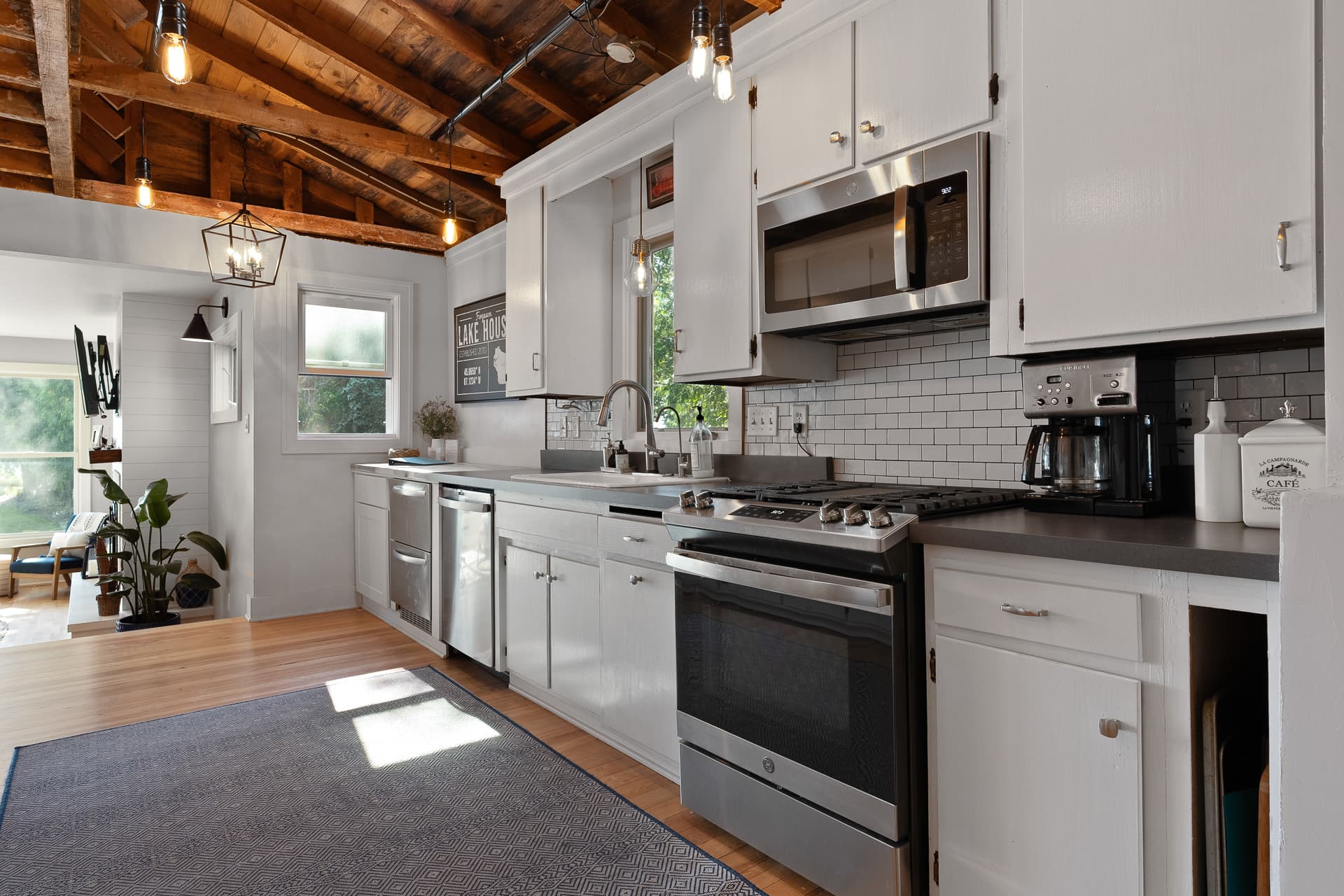 Limestone Edge - Image 3