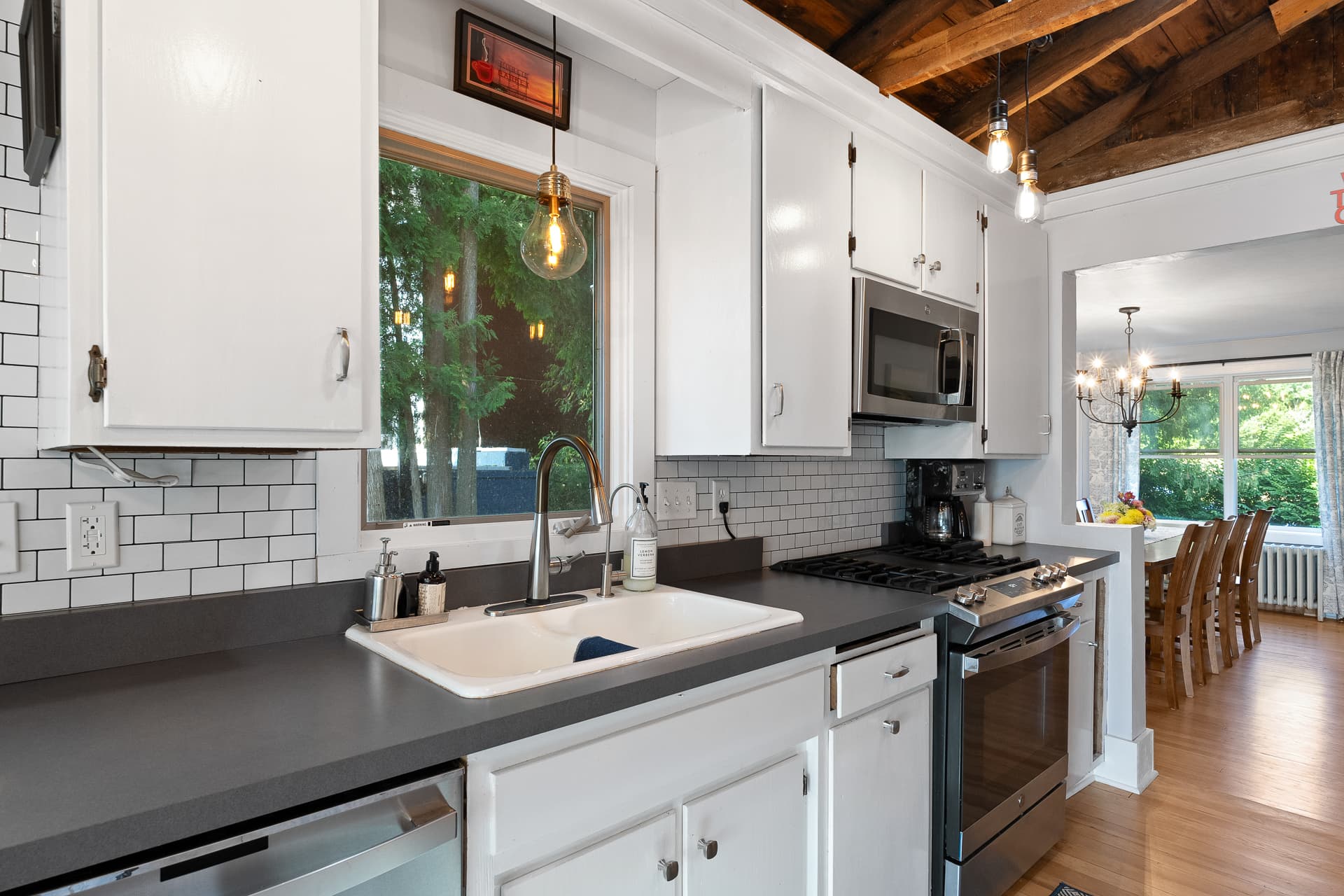 Limestone Edge - Image 13