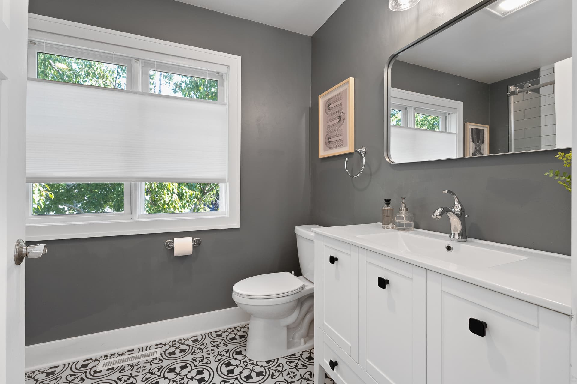 Limestone Edge - Image 40