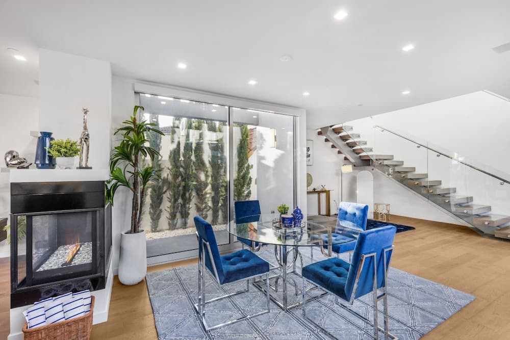 Lindenhurst - Image 9