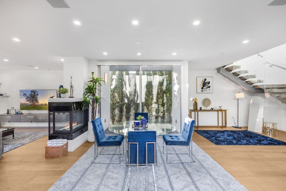 Lindenhurst - Image 10