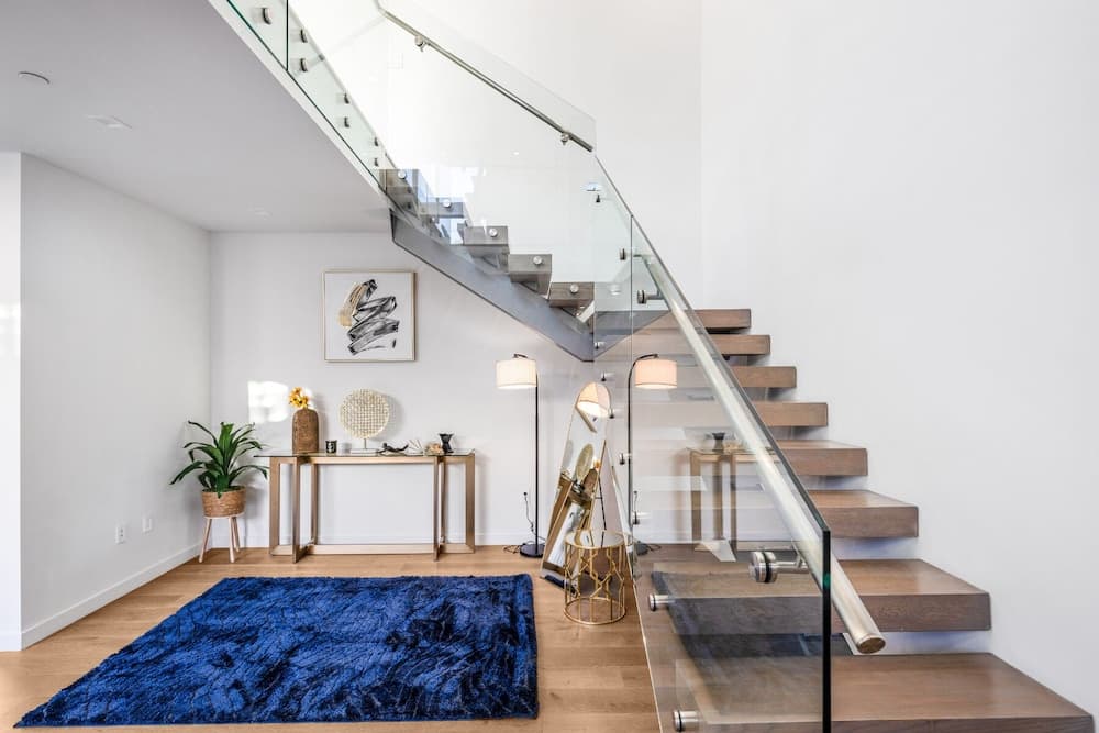 Lindenhurst - Image 14