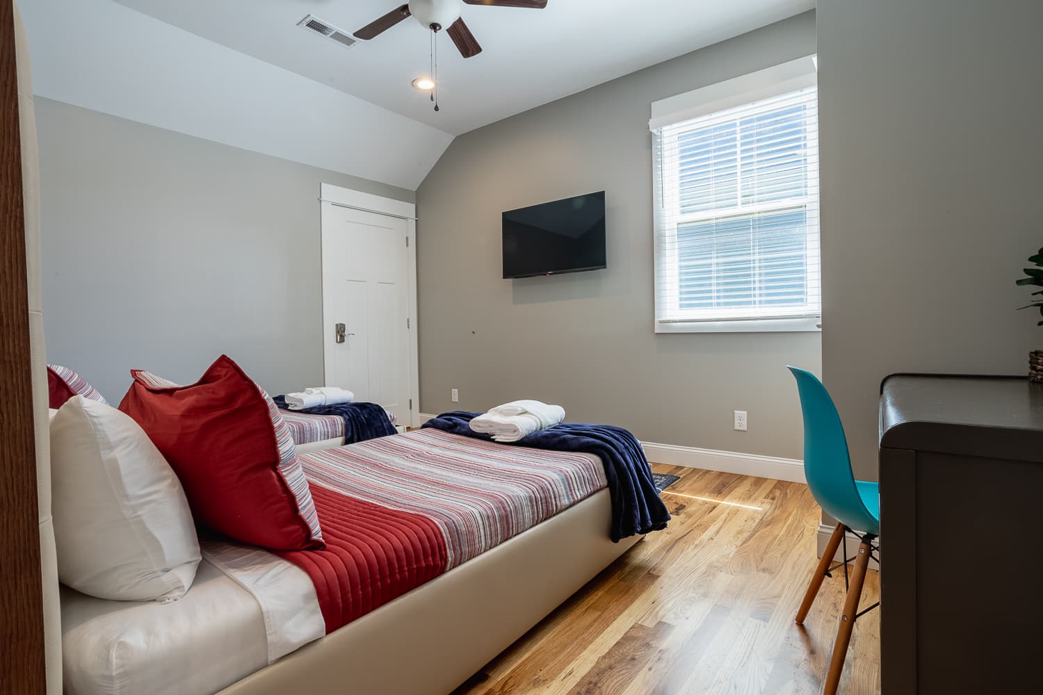 Little Sadie - Image 30