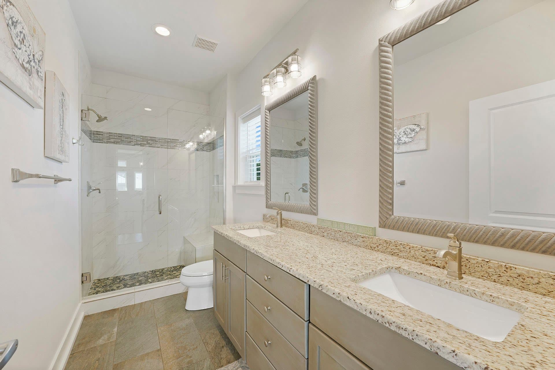 Lizard Palms - Image 19