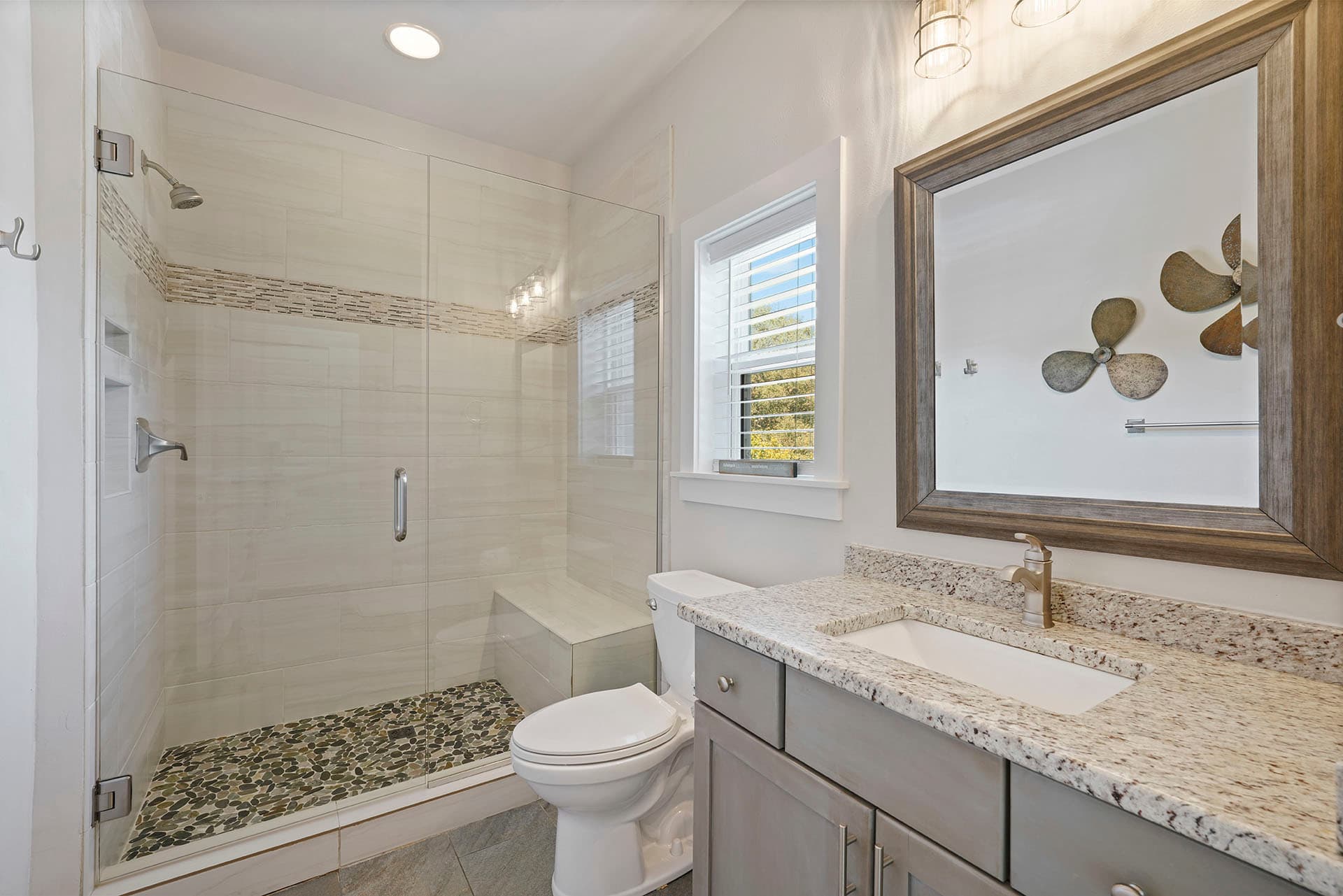 Lizard Palms - Image 22