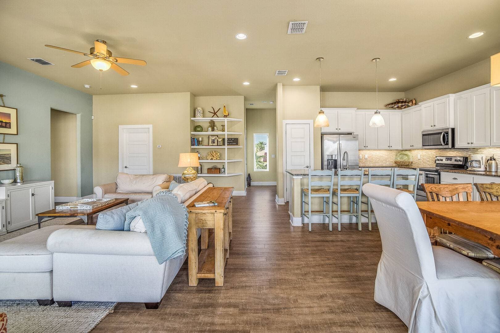 Gone Coastal House - Image 6