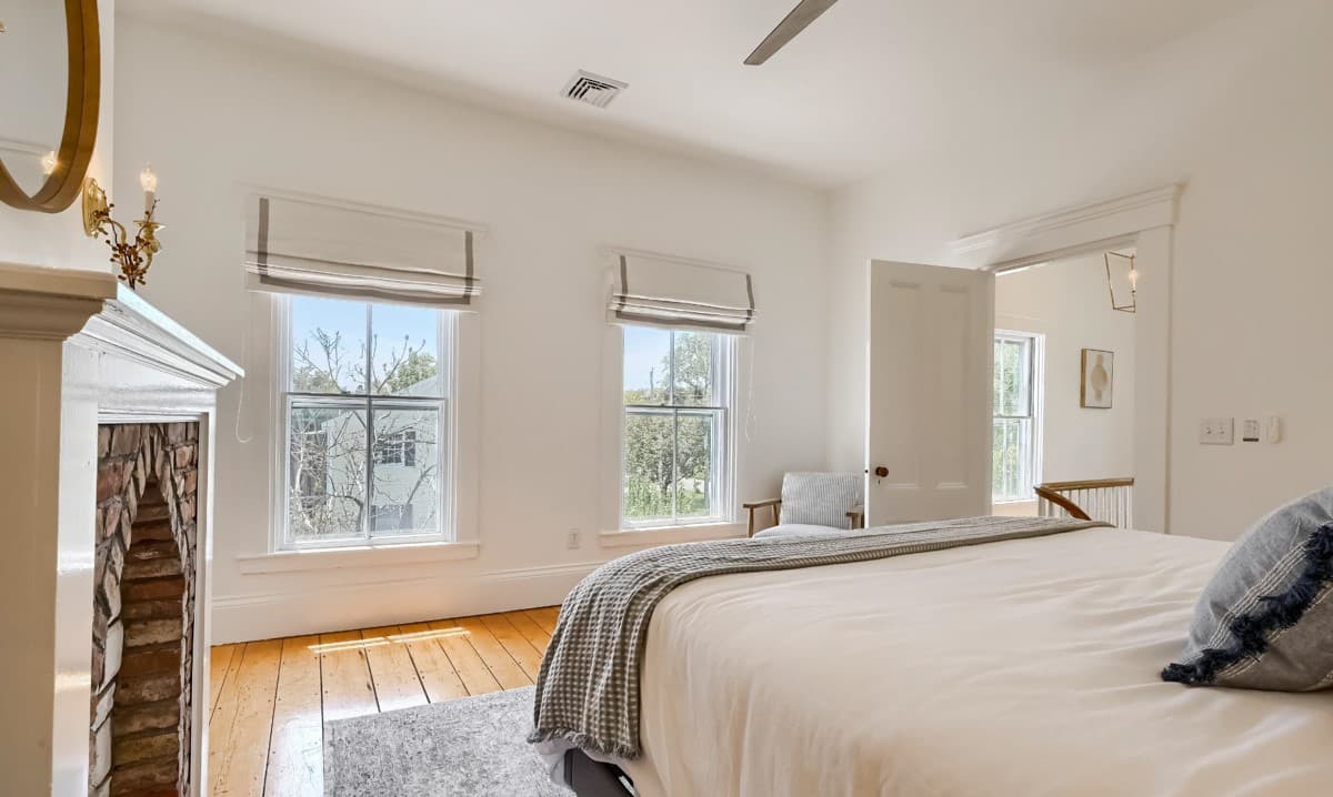 Captain Doane House - Image 25