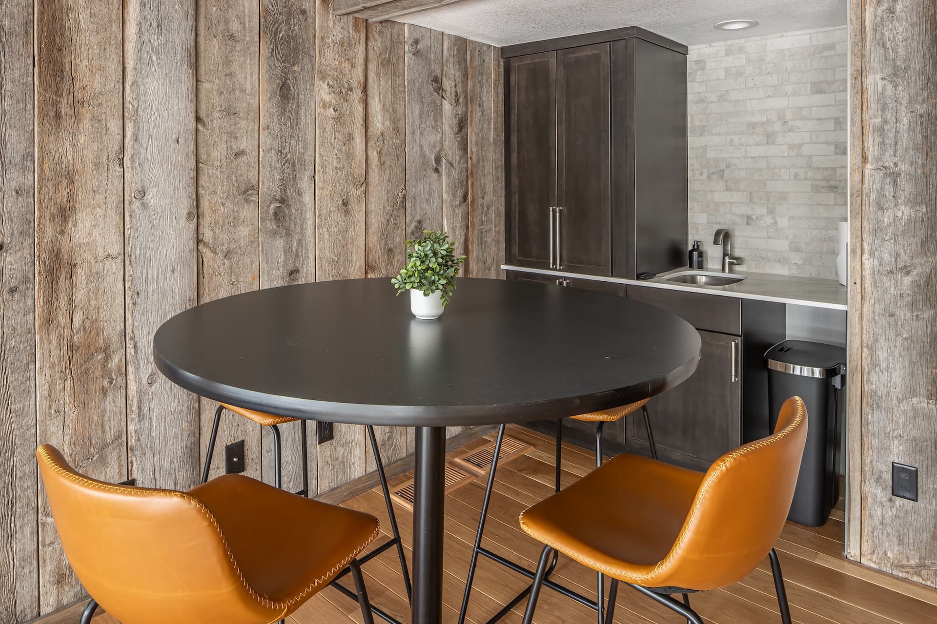 Lone Mountain Lookout - Image 11