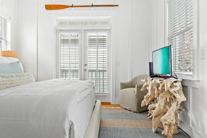 Salty Perch - Image 24