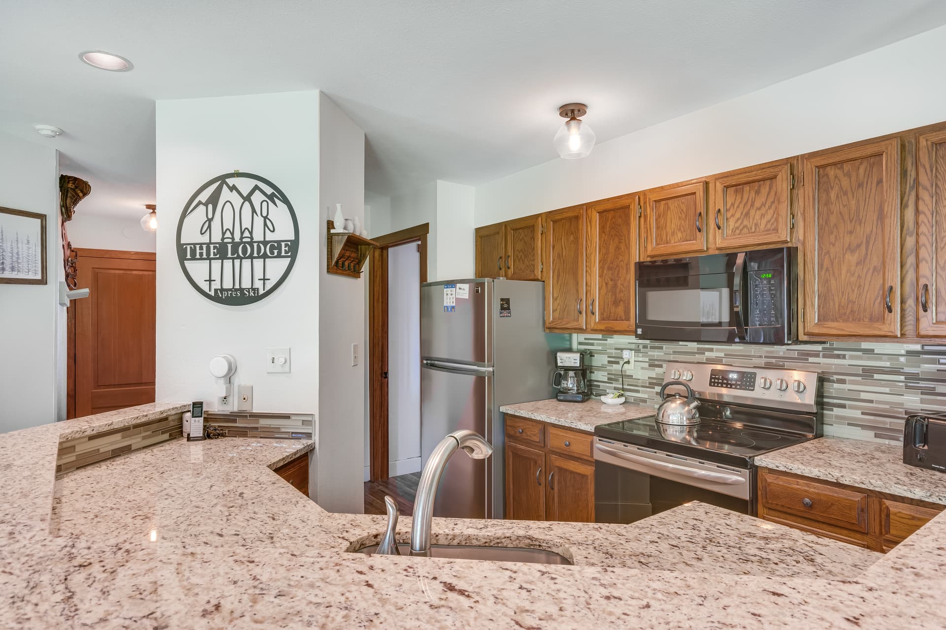 Lodge #B209 - Image 10