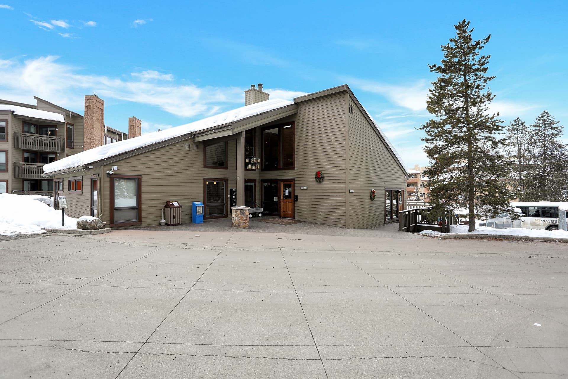 Lodge #B209 - Image 32