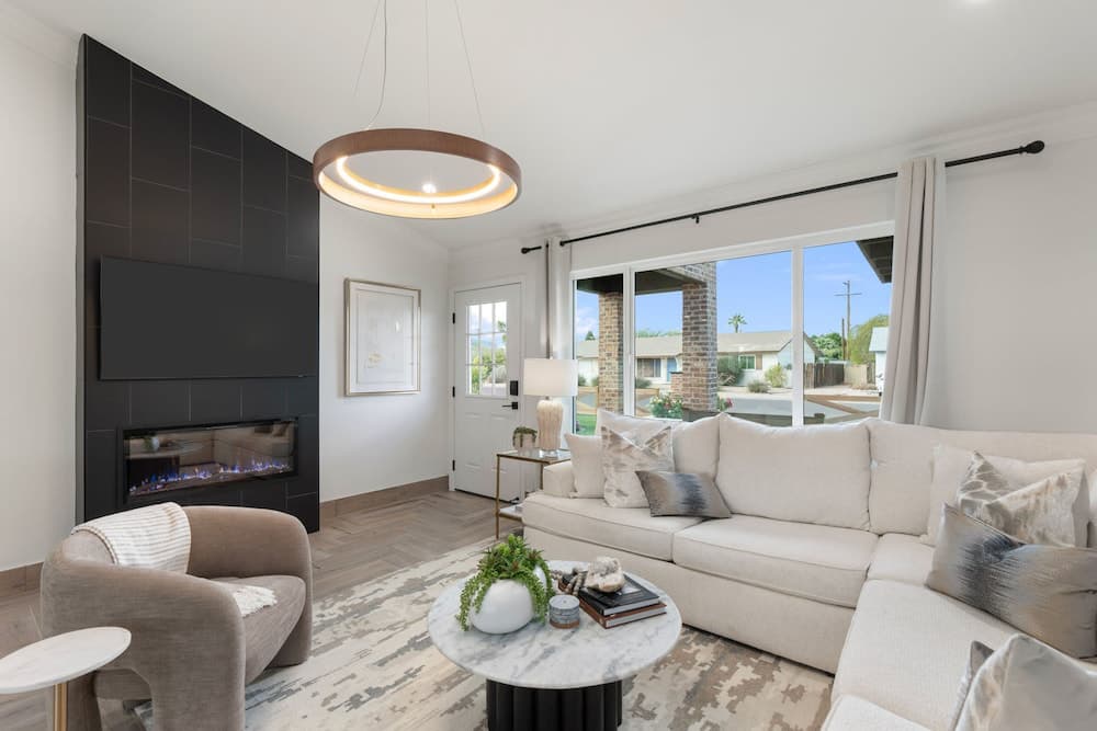 Hensley on Hubbell - Image 7