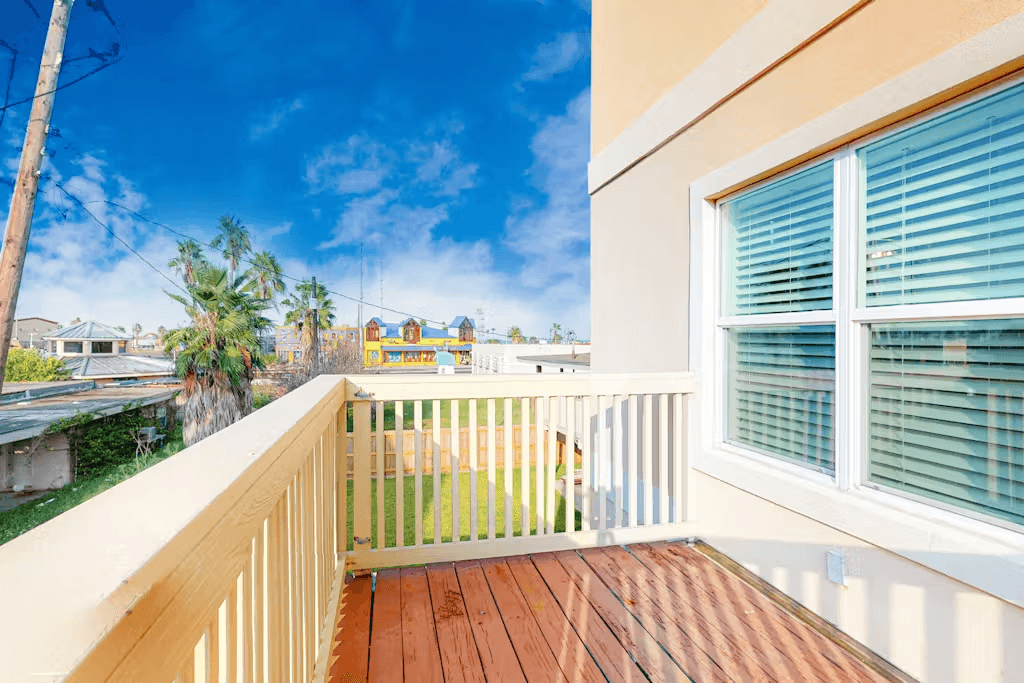 Star Beachside Condo #105 - Image 17