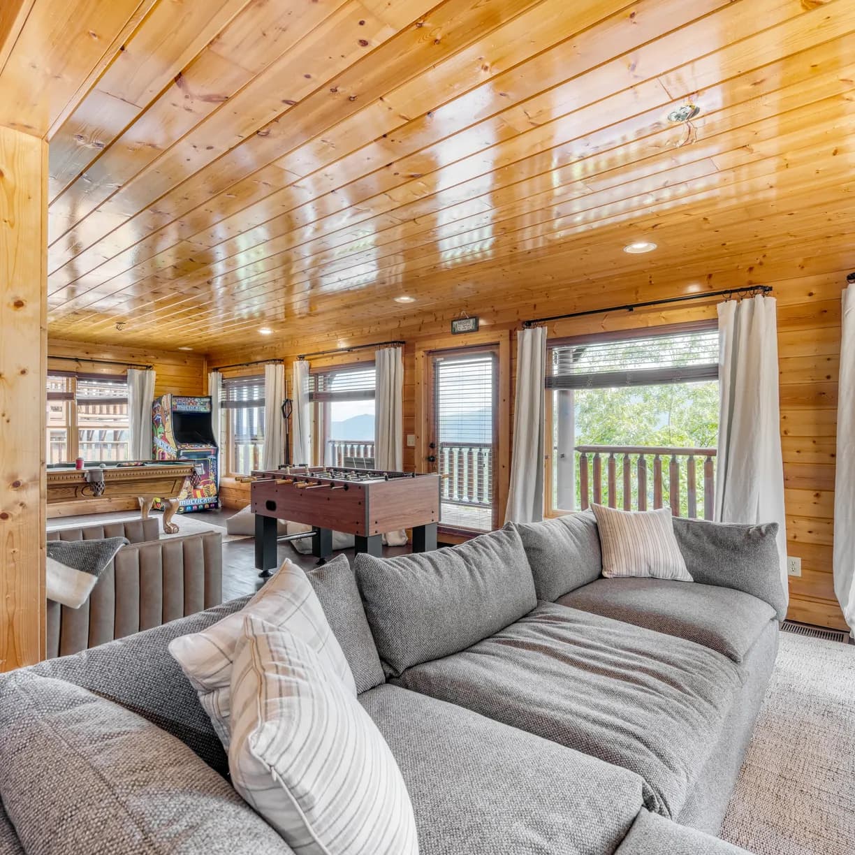 Delmont Manor - Image 19