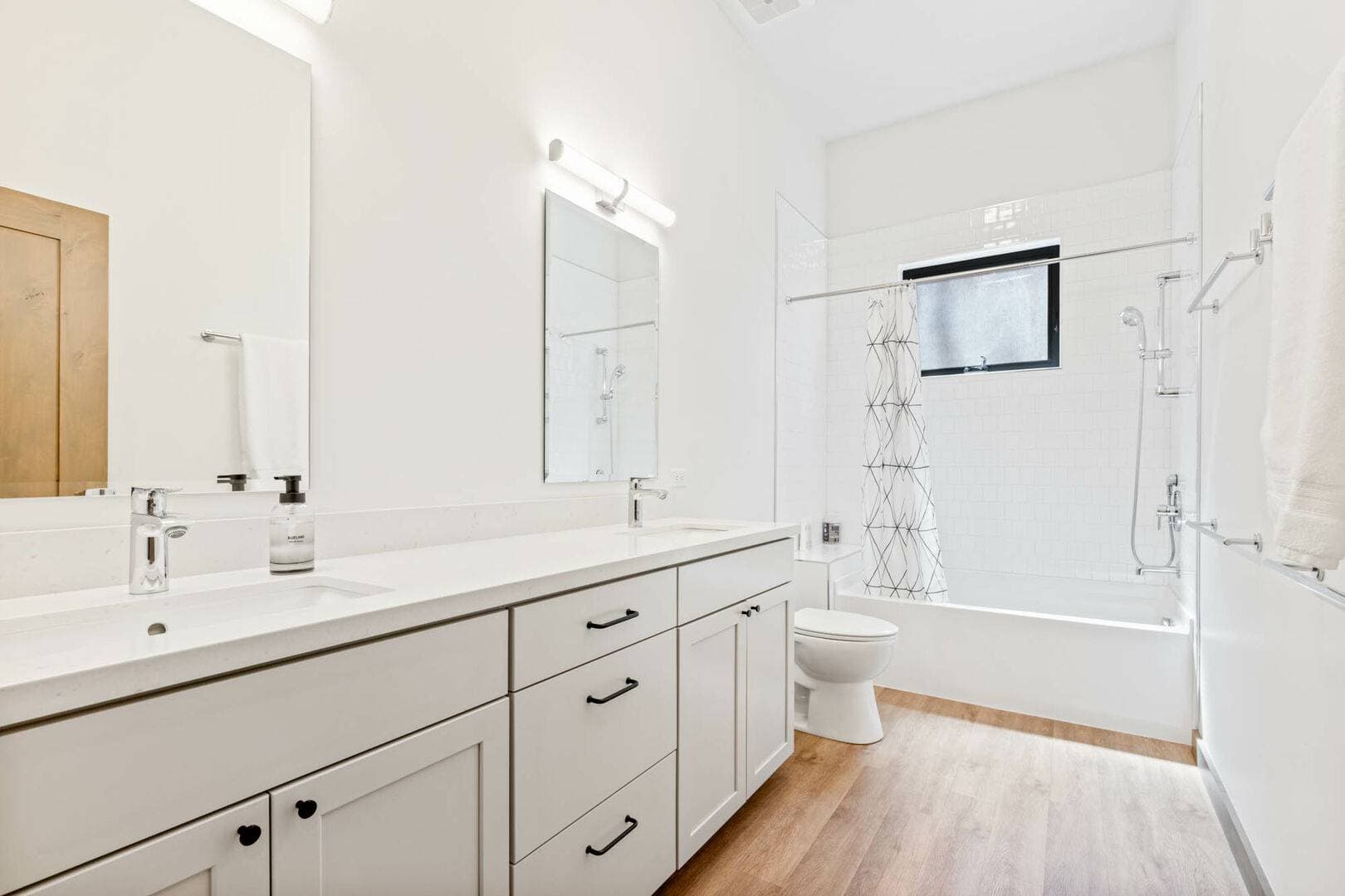 Meadowlark in Tahoe Donner - Image 18