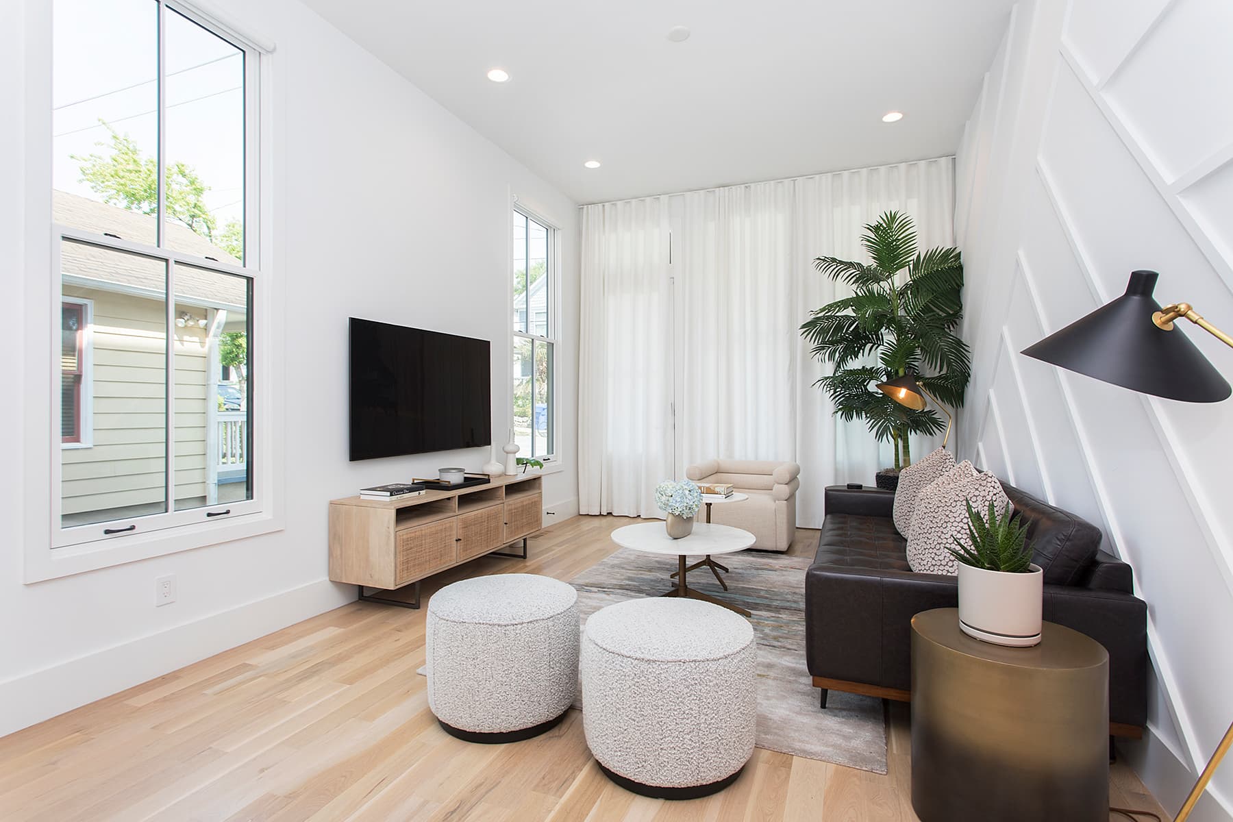 Luminous Retreat - Image 3