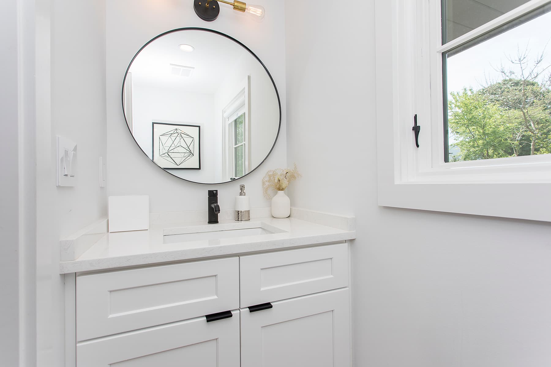 Luminous Retreat - Image 6