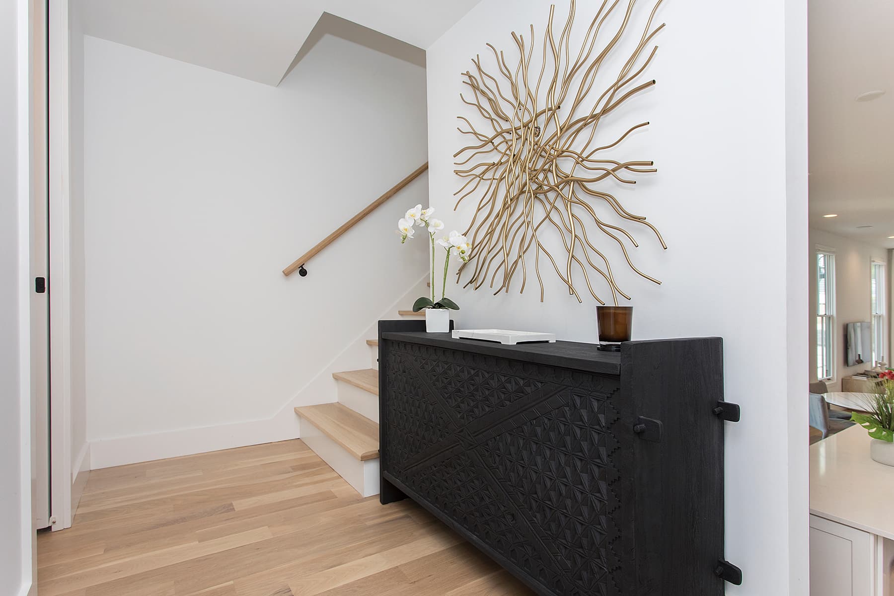 Luminous Retreat - Image 8