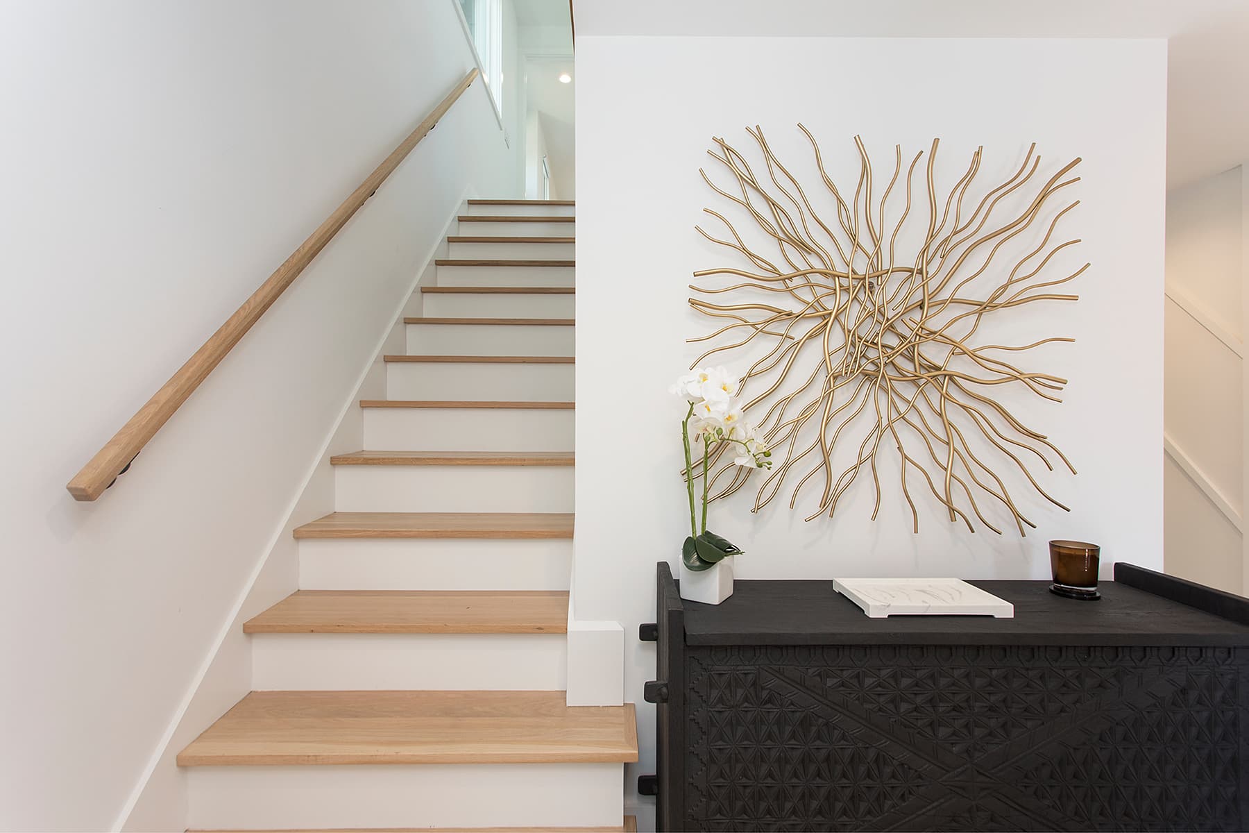 Luminous Retreat - Image 9