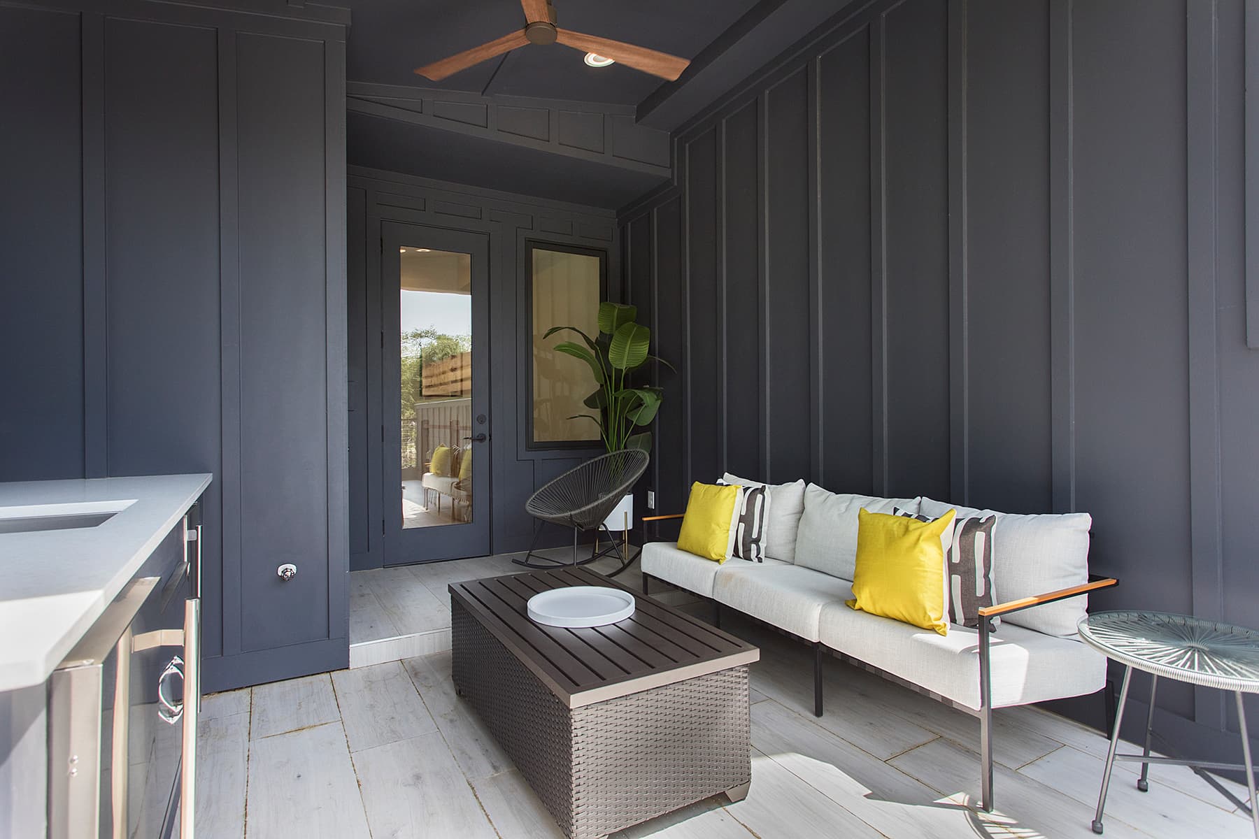 Luminous Retreat - Image 23