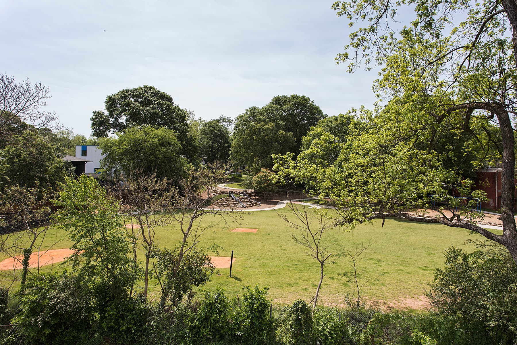 Luminous Retreat - Image 24