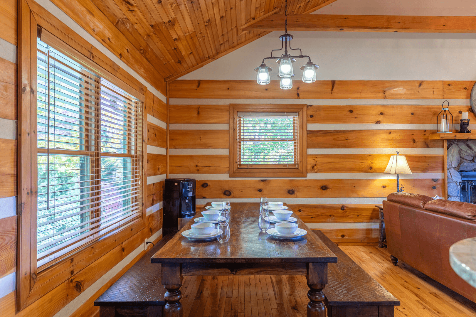 Log Inn at River Ridge - Image 8