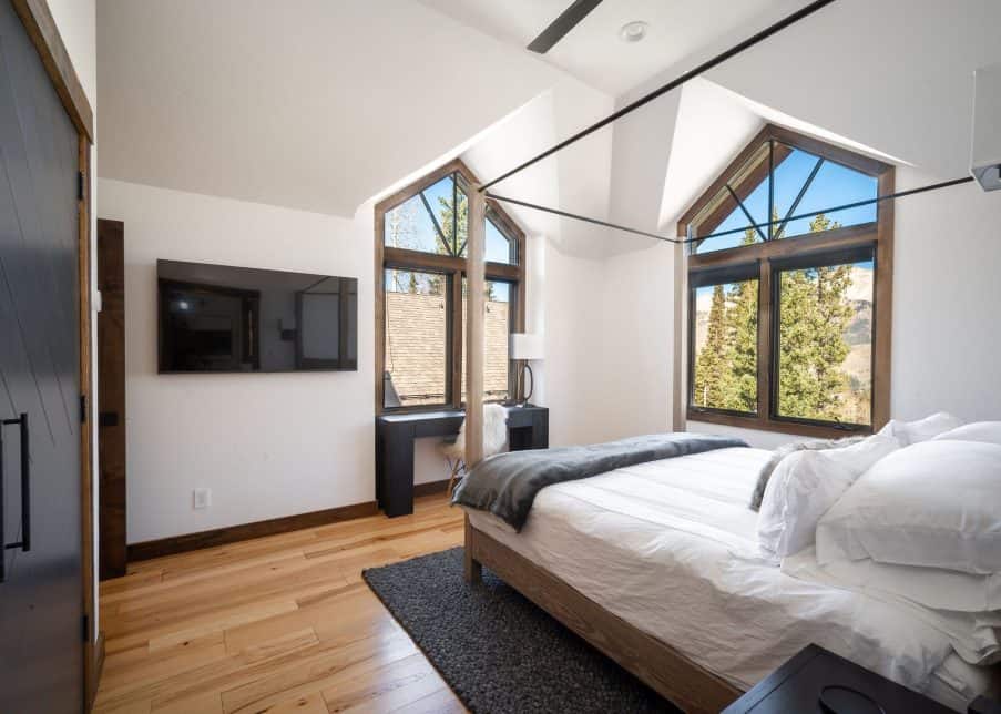 Winterleaf - Image 26