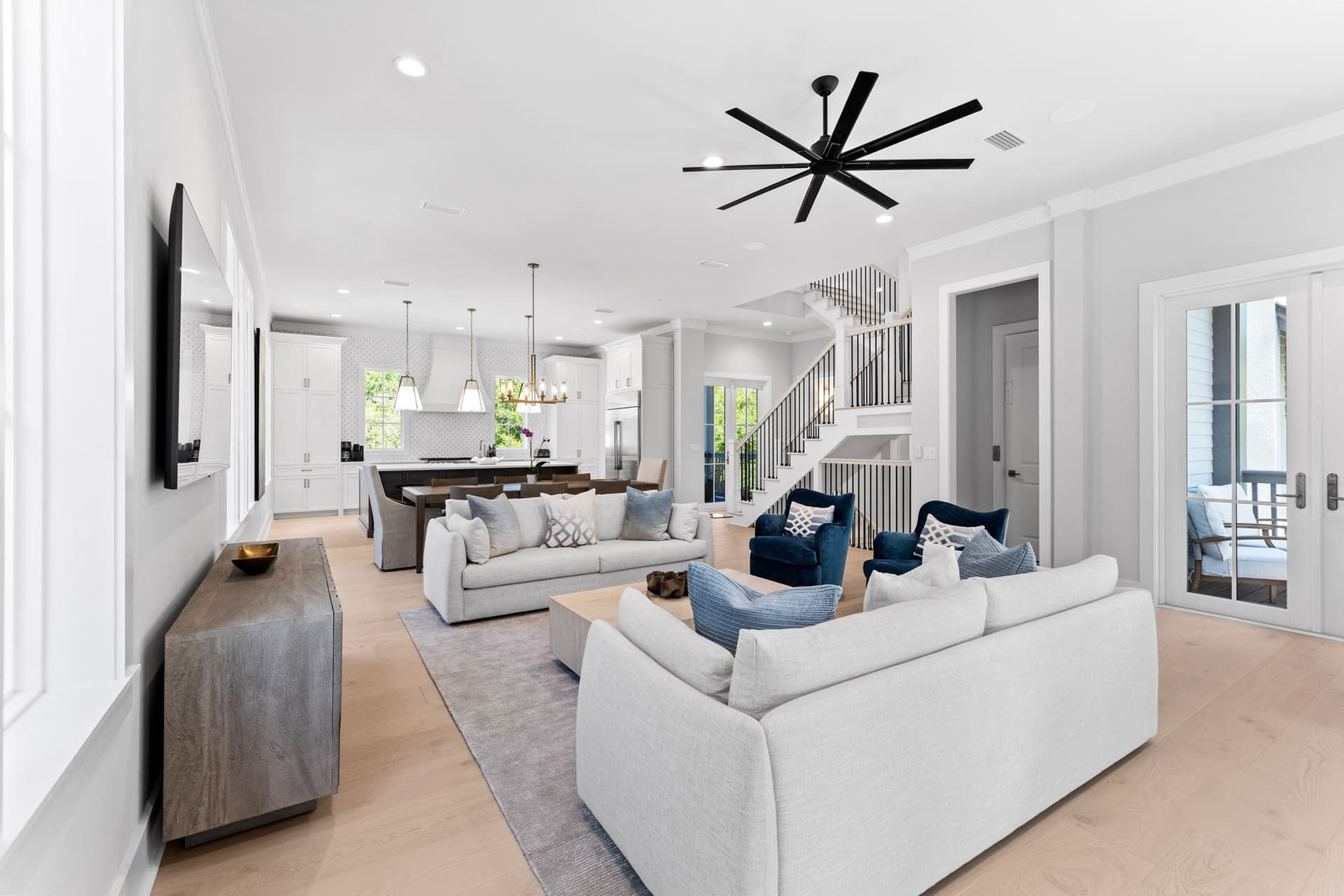 Peacock Place - Image 2