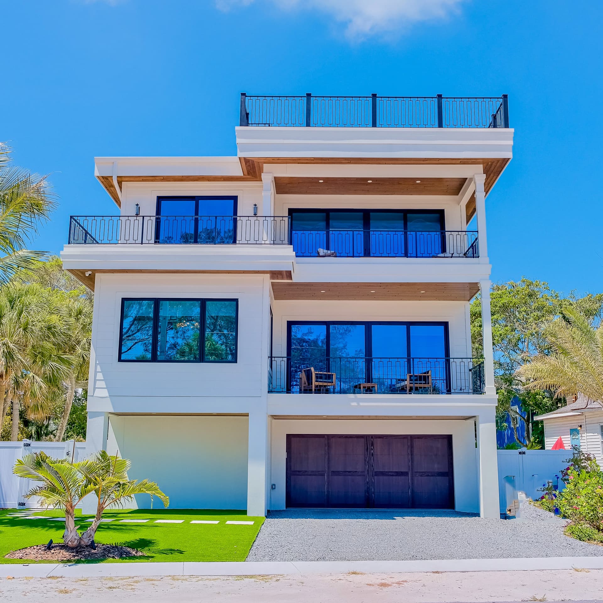 Gulf View Estate - Image 1