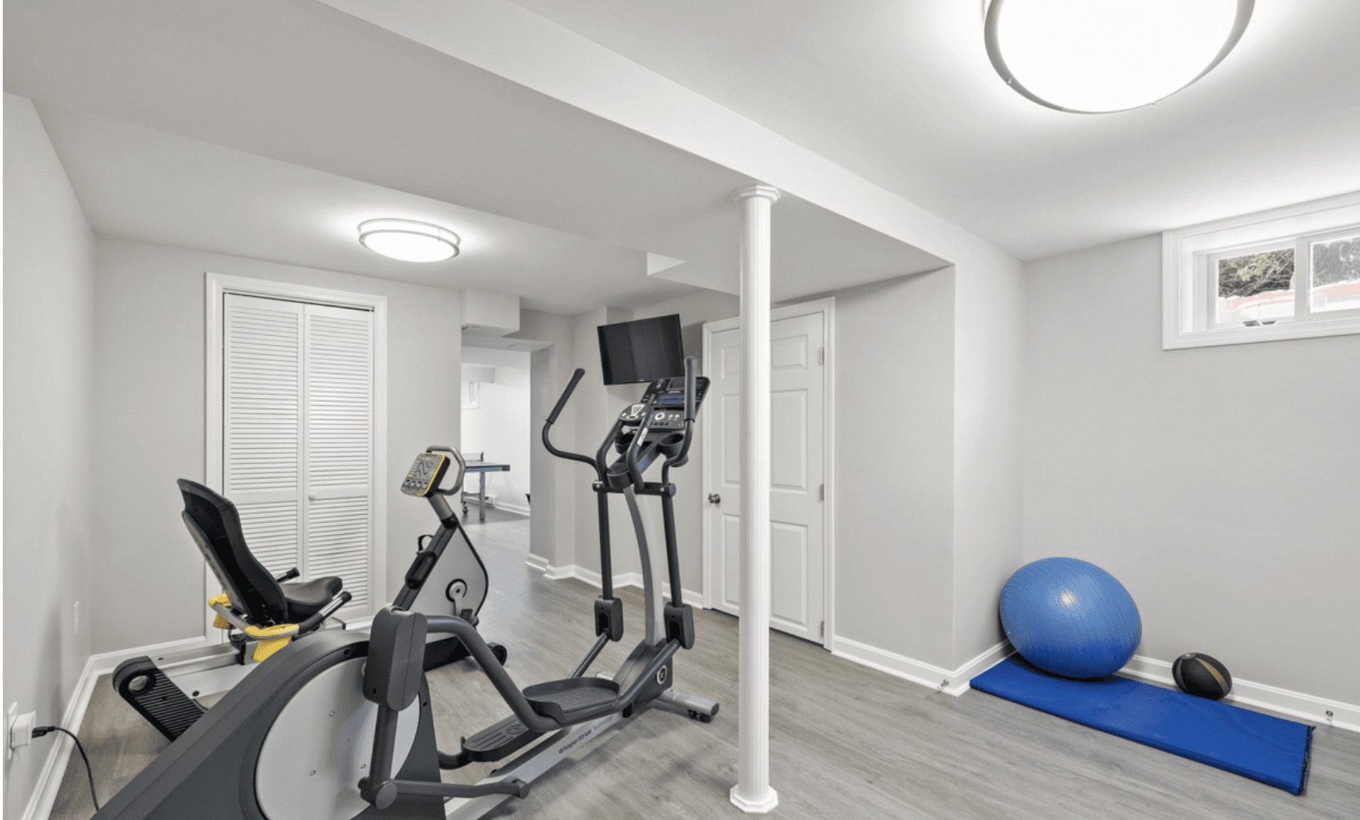 Seaside Manor - Image 36