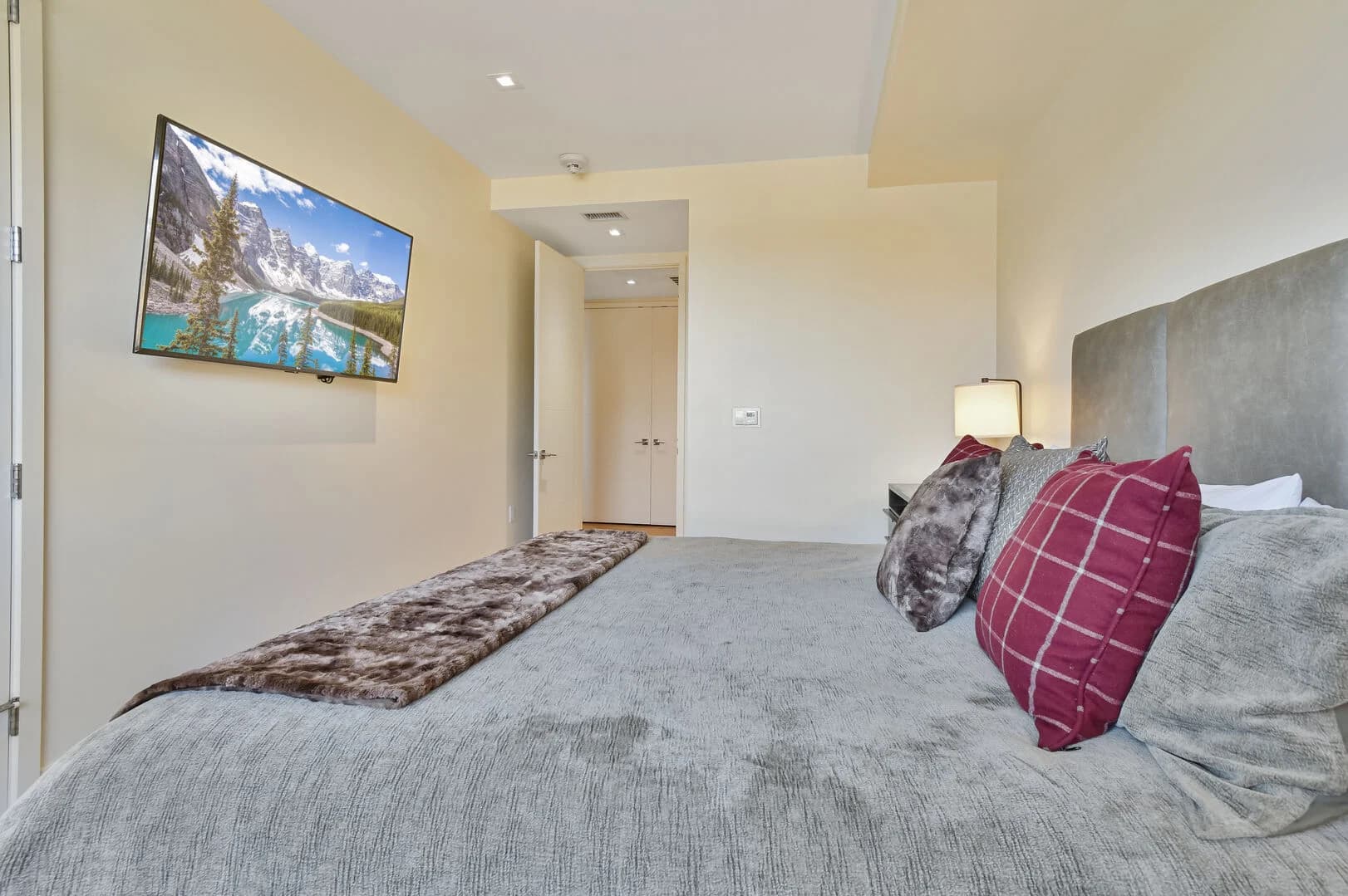 Lift Residence #414 - Image 12