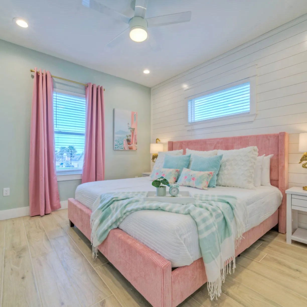 Flirty Flamingo - Image 19