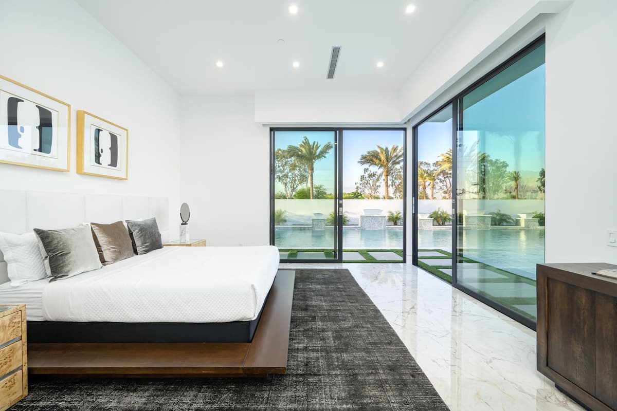 Bravo Villa #10 - Image 18