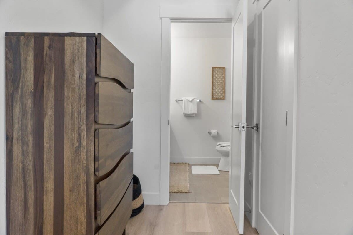 Pineview Serenity - Image 16