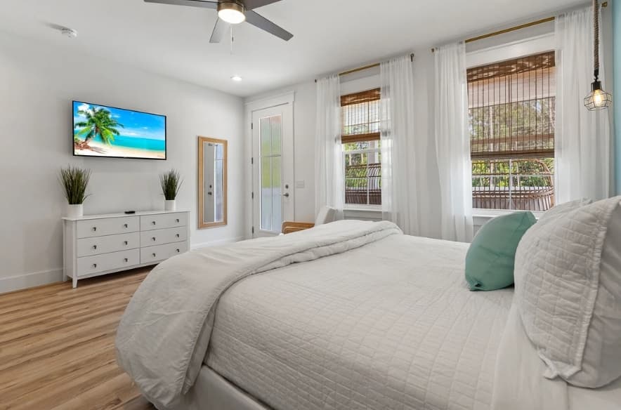 Chic Shack - Image 26