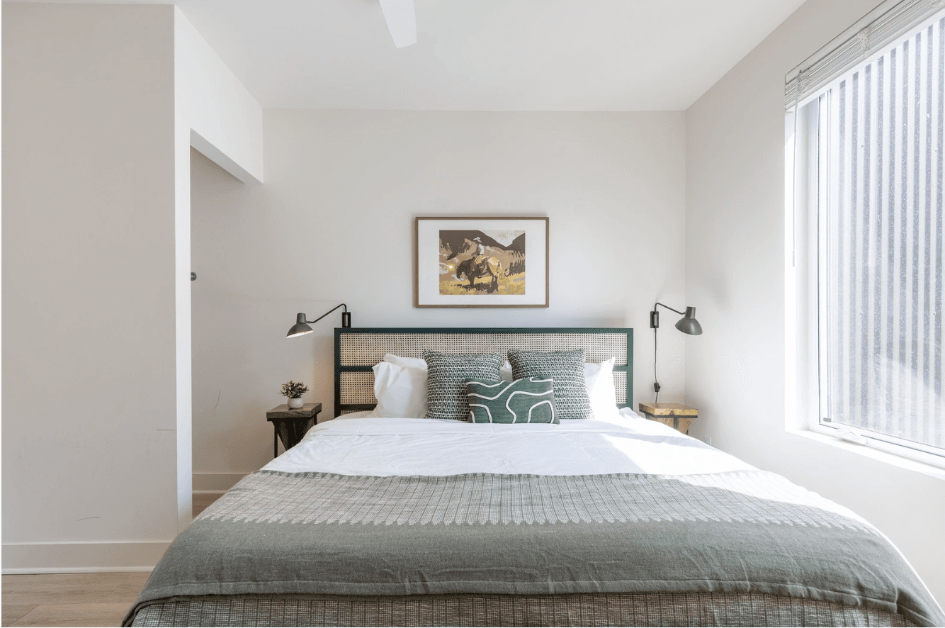 Broadway Residence - Image 17