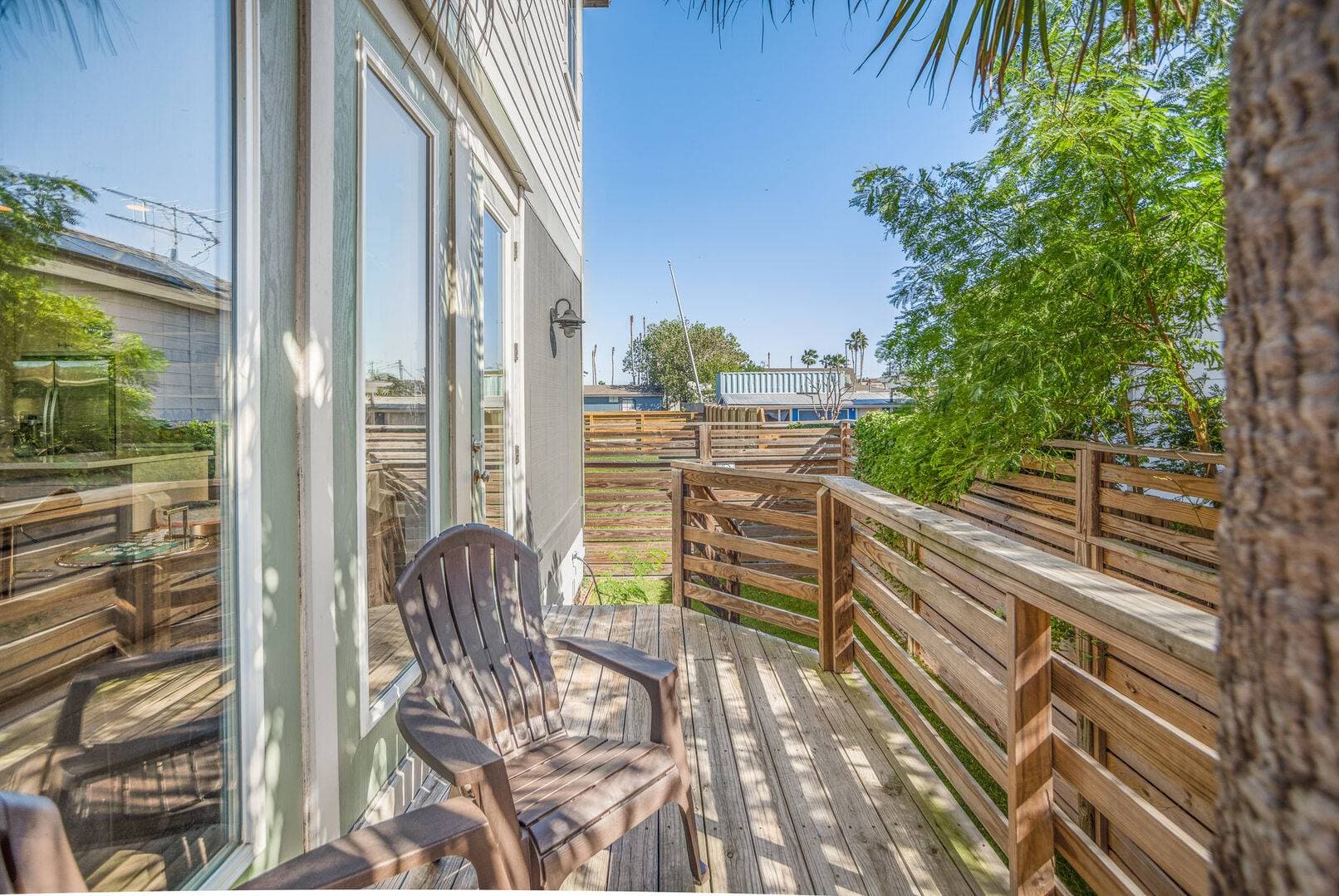 Oyster Sands Escape - Image 31