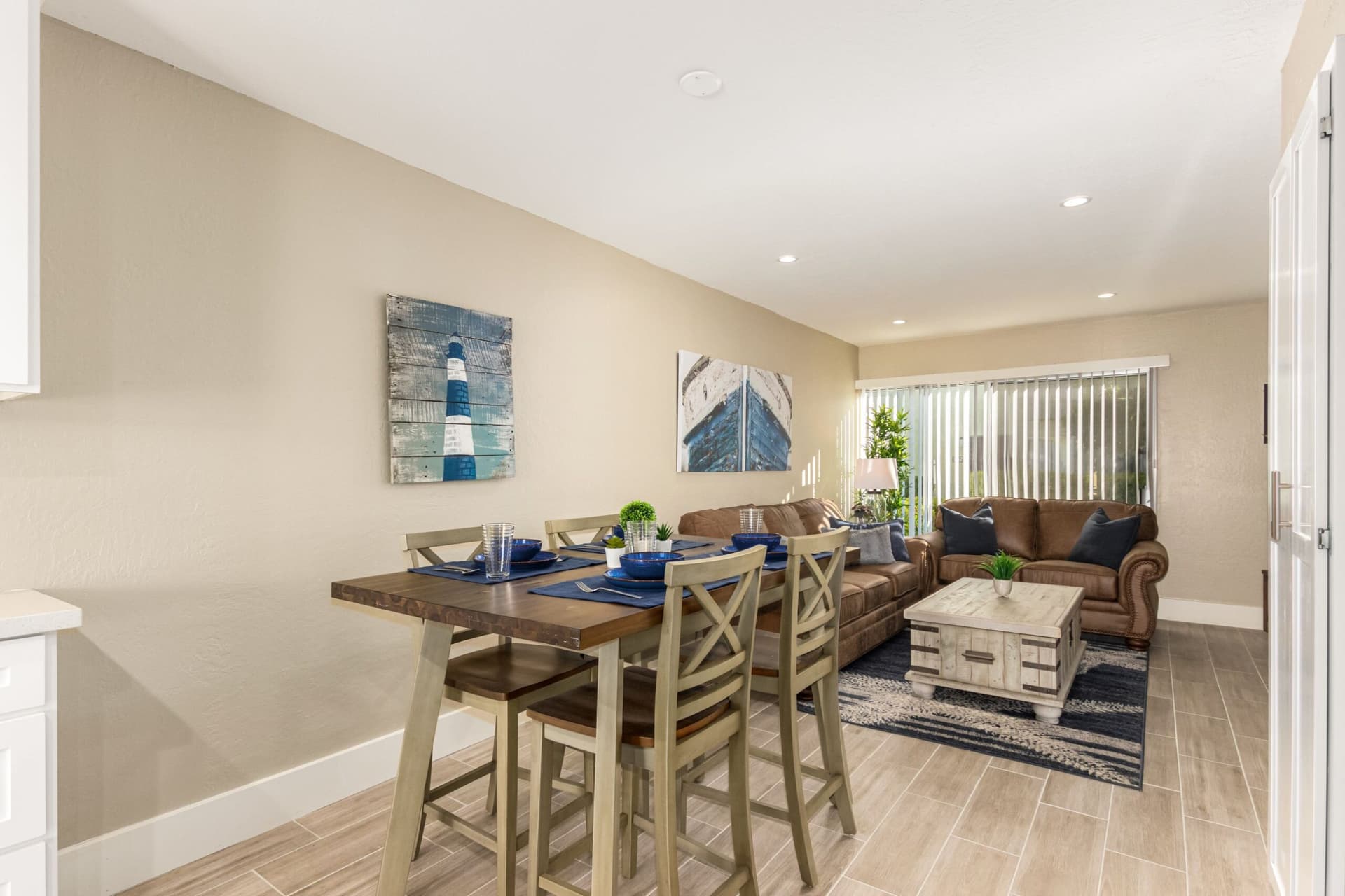 Nantucket Townhouse - Image 12