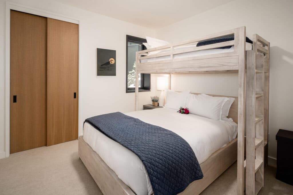 8A Treeline Home - Image 22