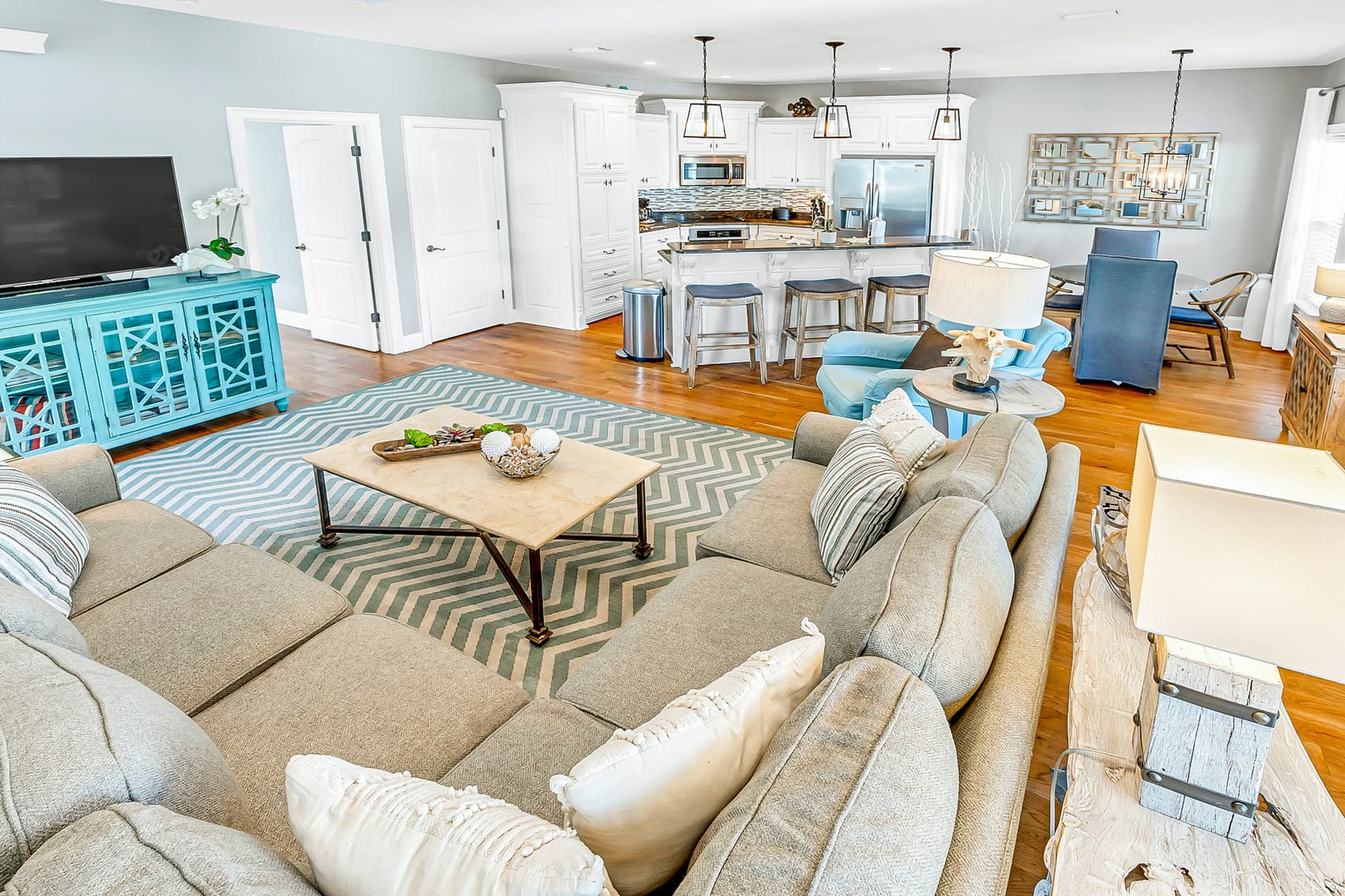 Bahama Breeze House - Image 7