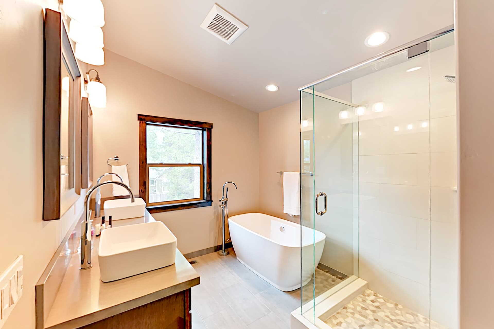 Arrowhead Adventures House - Image 9