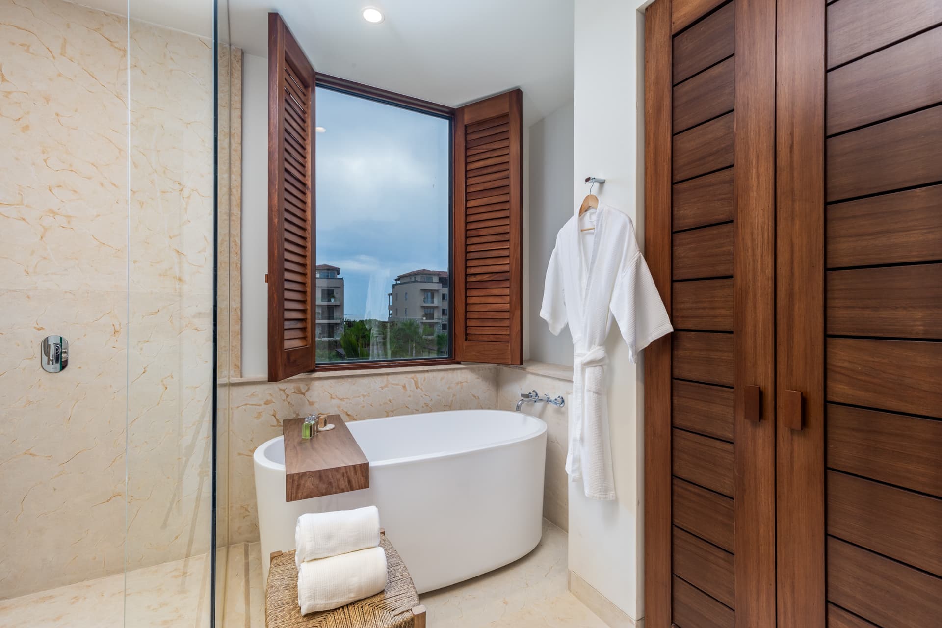 Tau Residences #621 - Image 30