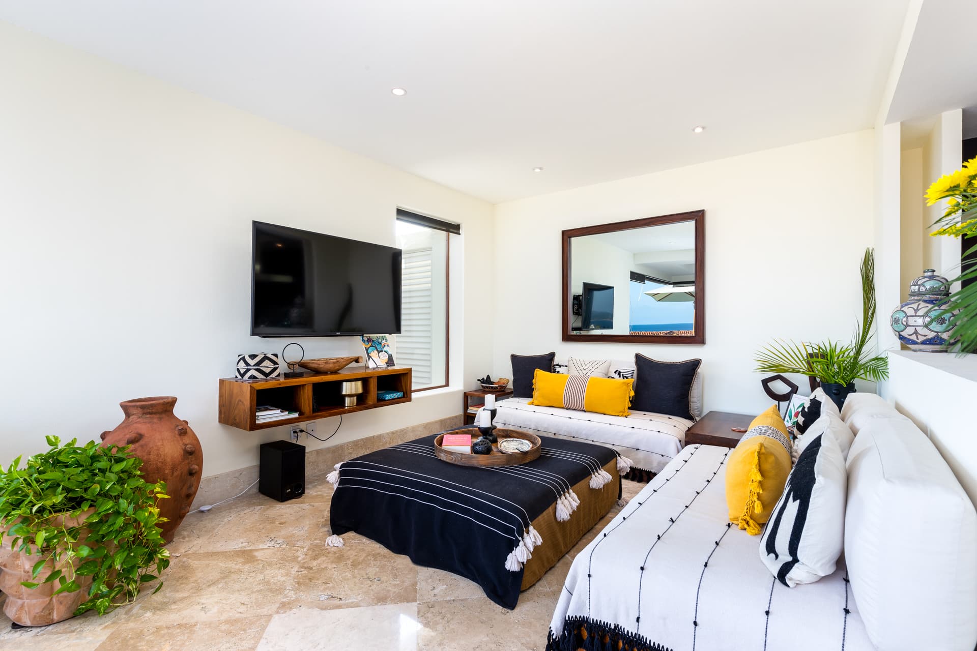 Casa de las Aves - Image 16