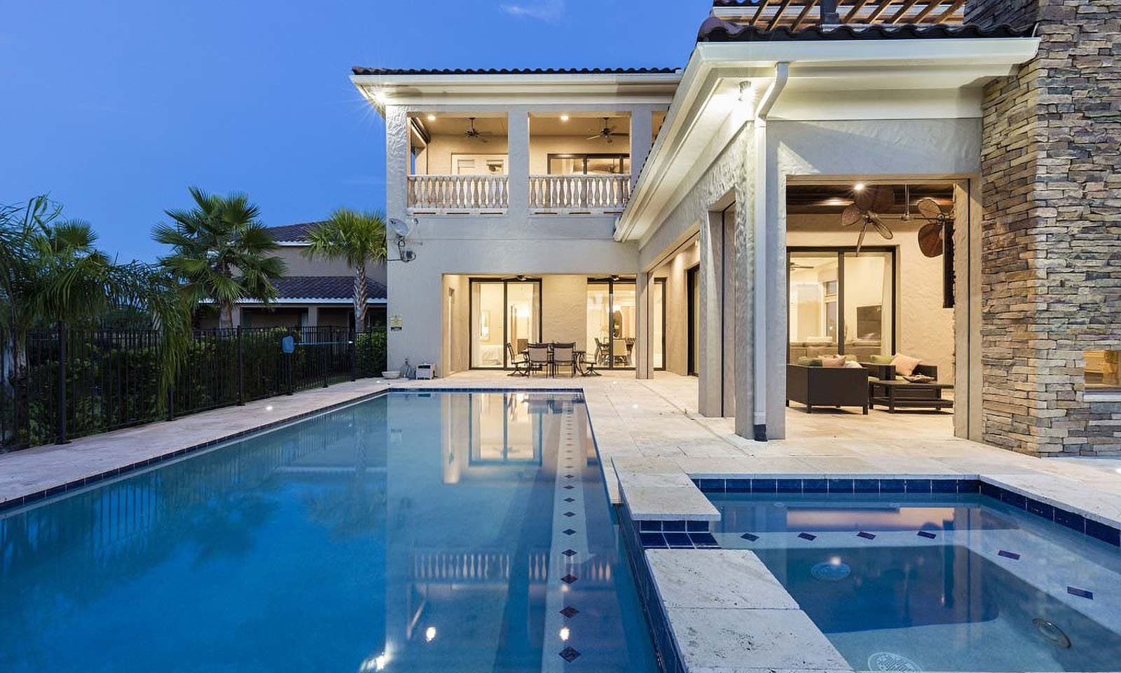 Palmilla Court - Image 2