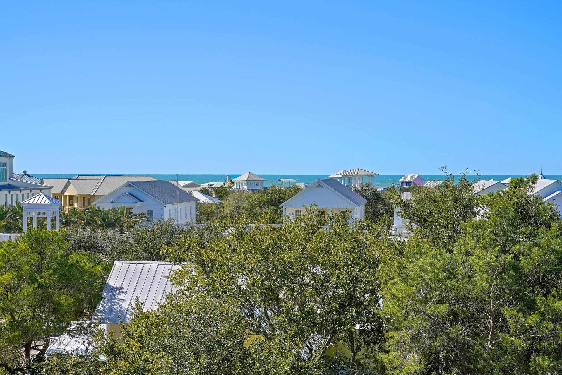 Allora House - Image 29