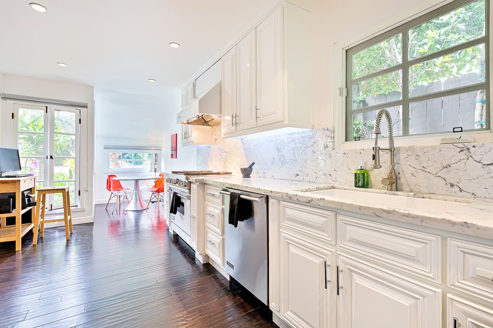 Olive Branch - Image 14