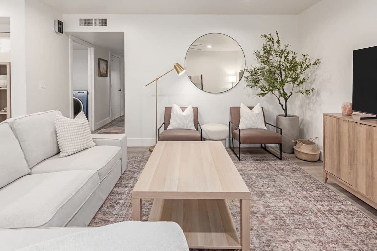 Greystone on Osborn - Image 7