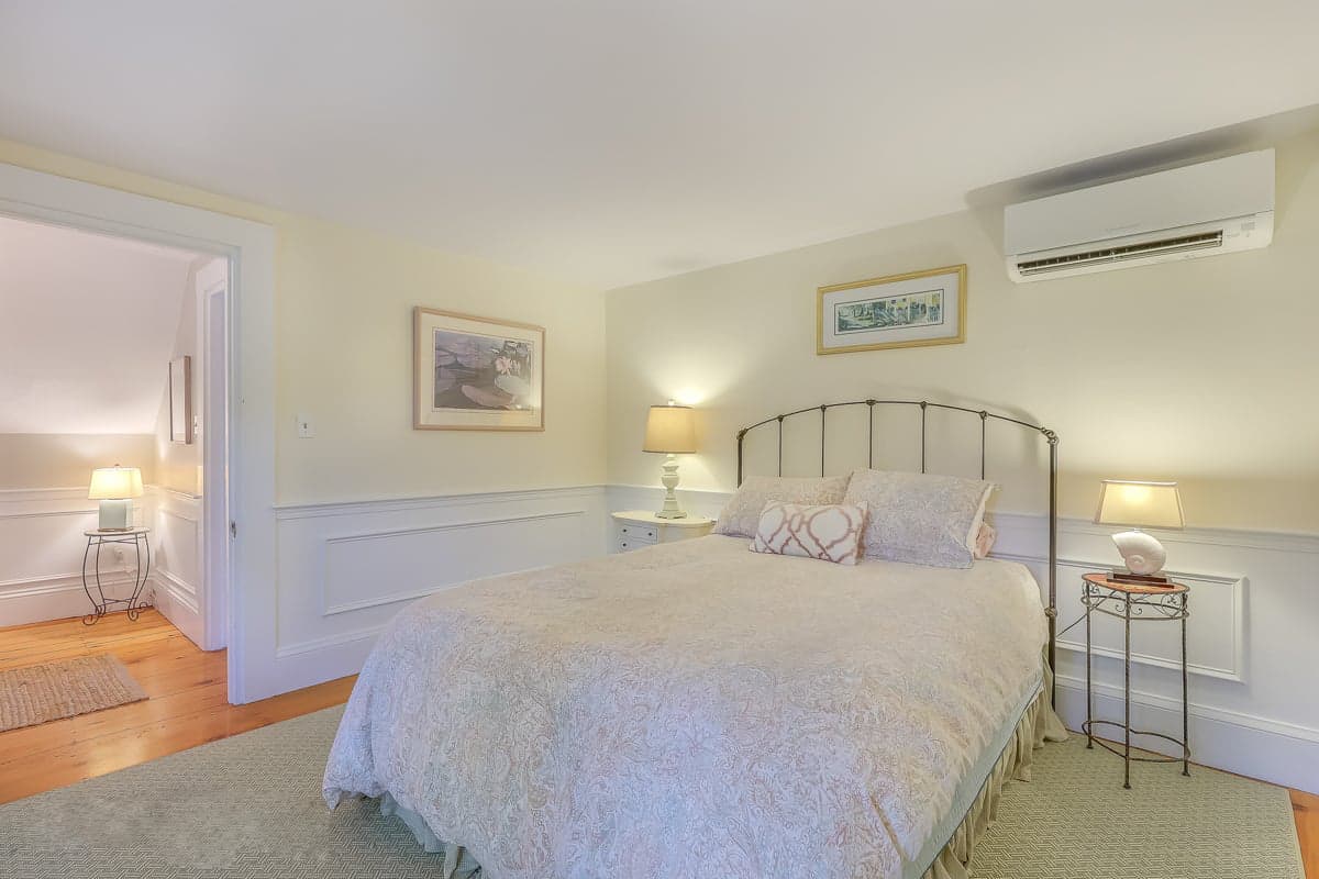 Queen's Landing - Image 18