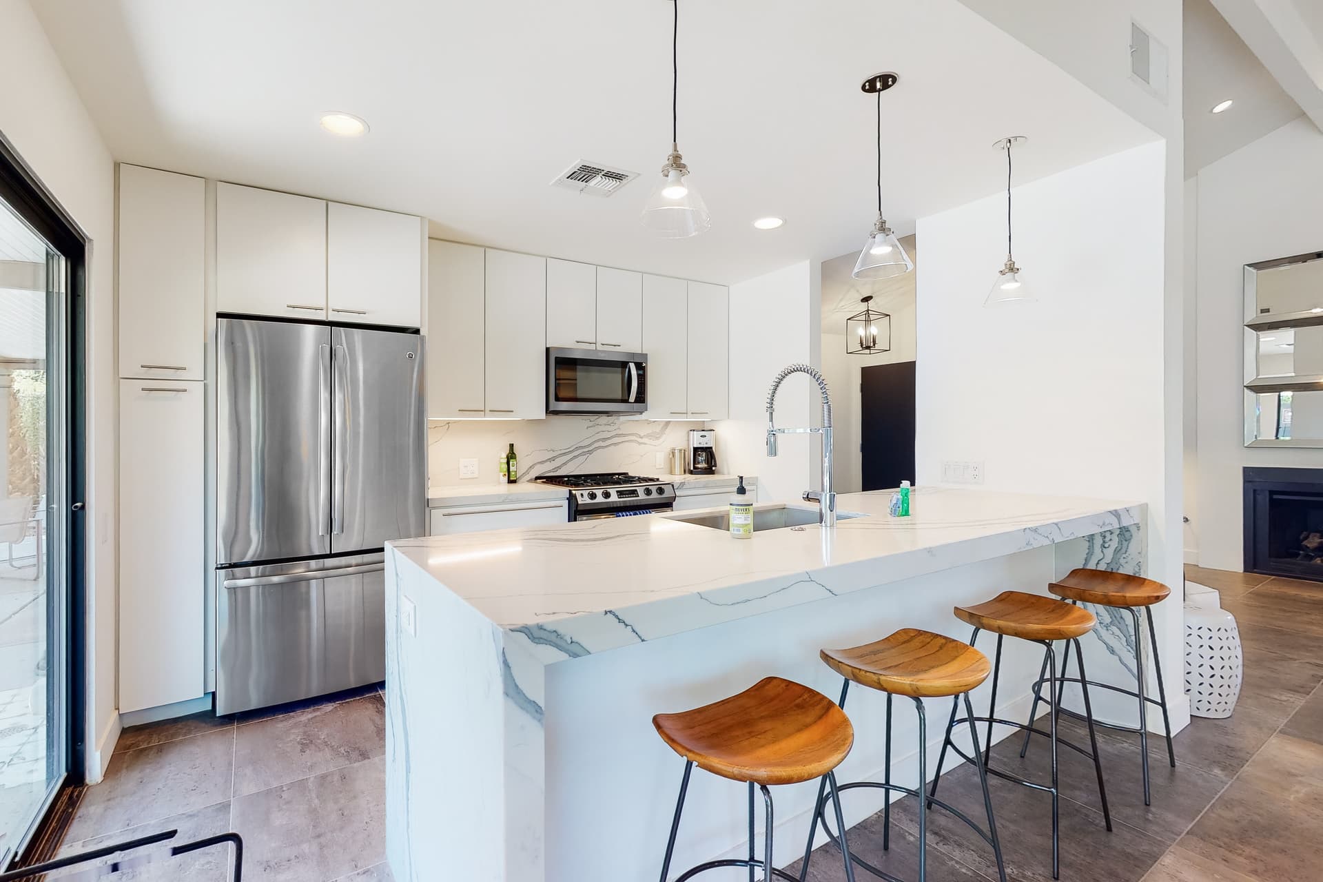 Freestone Modern Home - Image 3